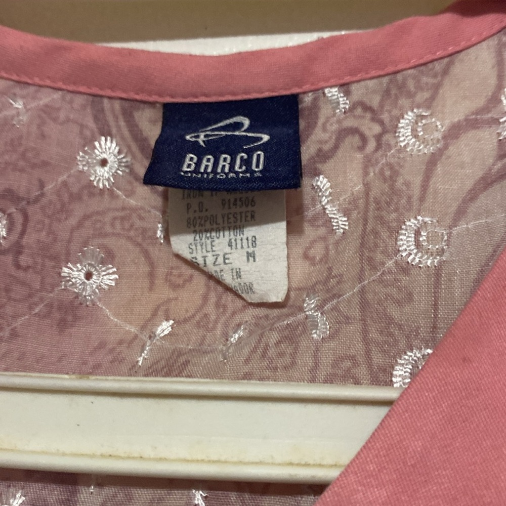 Pink Scrub Size Medium - Picture 2 of 7